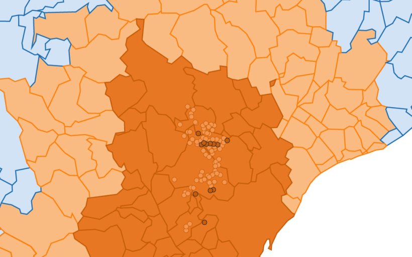 Localización detallada de los 216 casos de jabalíes silvestres detectados en la zona restringida II. Círculo claro: casos de casos anteriores. Círculo oscuro: nuevos casos notificados (Fuente: Departament d’Agricultura, Ramaderia, Pesca i Alimentació). 
